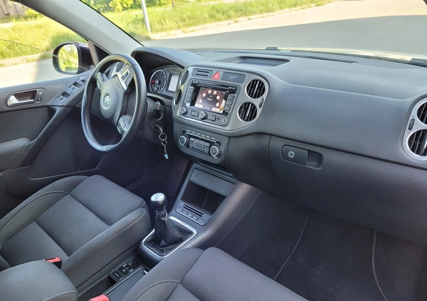 Toyota Avensis cena 37900 przebieg: 164500, rok produkcji 2013 z Nowy Dwór Mazowiecki małe 137